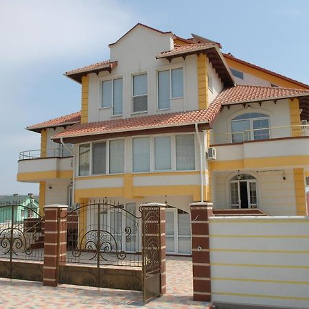 Vila Muntenia Hotel Chişinău Esterno foto